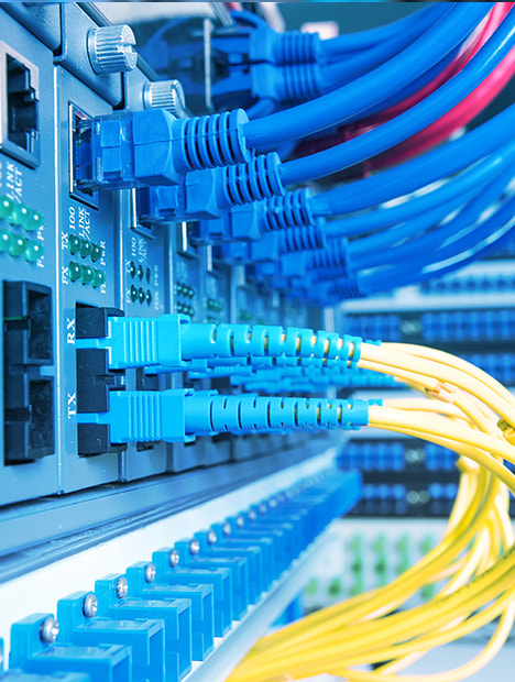 三个黑人玩一个女4P文