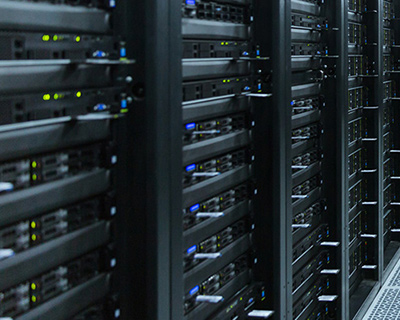 三个黑人玩一个女4P文